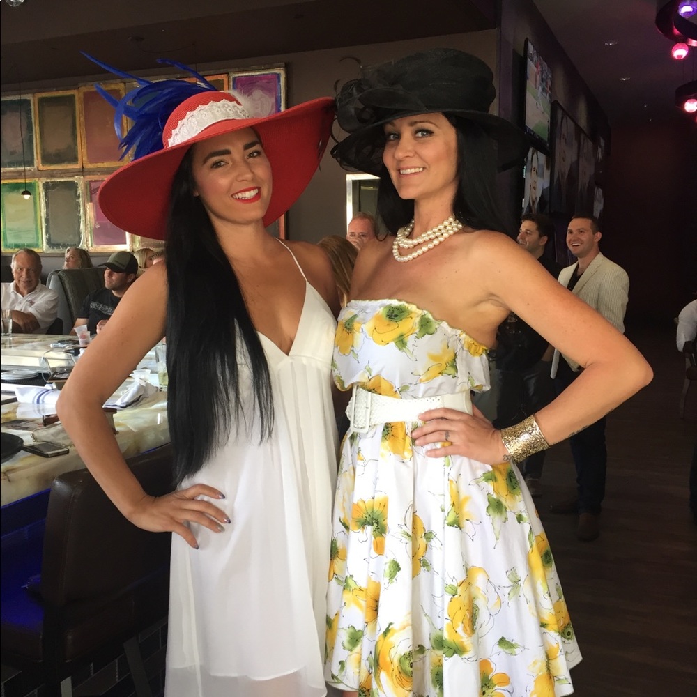 White BCBG Dress - Picture 4 of 4